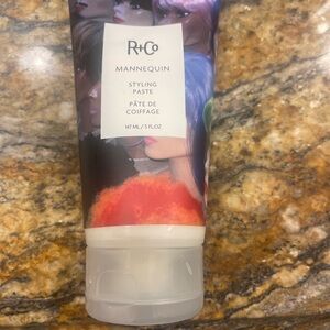 R+Co Mannequin Styling Paste with Multicolor Design
